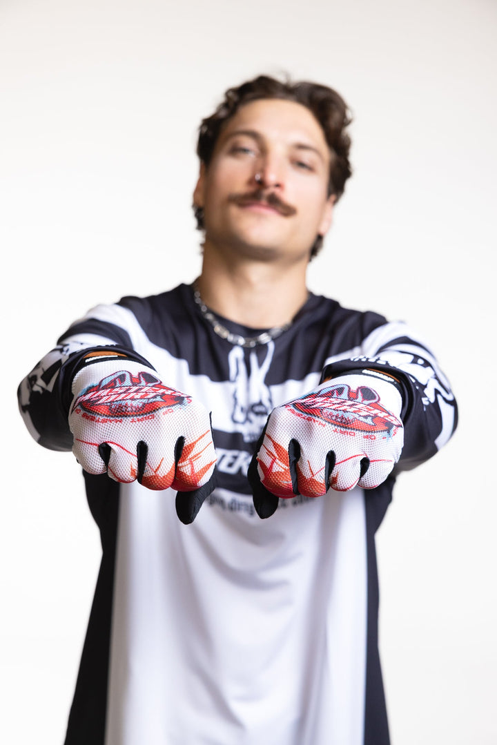 M.O.D Gloves 2025